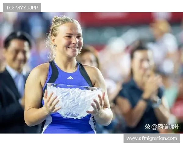 2025年网球赛季回顾：新星崛起与老将再度辉煌的精彩对决