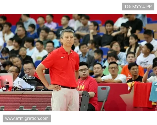 国家队迎关键战新帅首秀引关注球迷期待战术全面革新表现稳定