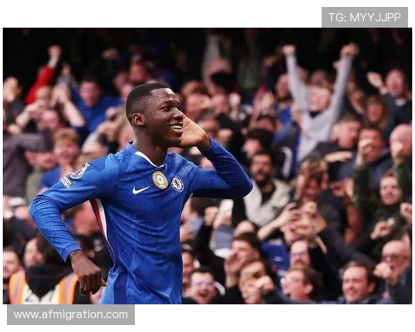 欧洲劲旅逆转夺冠引发足坛震动赛事精彩纷呈球迷热议不断全场沸腾