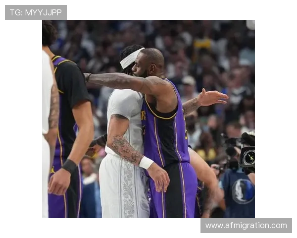 浓眉单场狂砍45分湖人逆转获胜詹姆斯缺阵球队表现亮眼